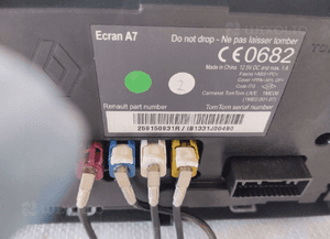 Ekran wyświetlacz monitor nawigacji renault megane iii 3 4