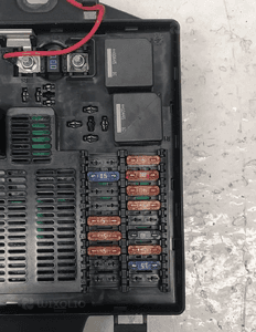 JAGUAR XJ X351 SKRZYNKA BEZPIECZNIKÓW PRZEKAŹNIKÓW BSI ORYGINAŁ 5