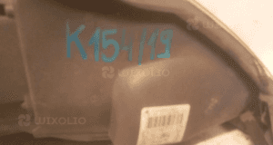 Przod przednia lampa lewa ford fiesta MK6 3