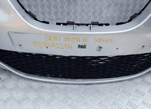 Zderzak przód  seat ibiza iv xenon   6J0807221A 2