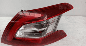 PEUGEOT 308 II T9 H/B lampa tylna prawa prawy tył 2014-2021 9677817580 1