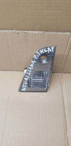 Lampa prawy tył tylna prawy w klapę Suzuki Liana 36250-55G0 4