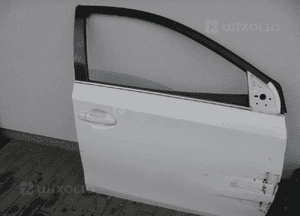 Toyota auris ii drzwi przednie prawe kompletne 2