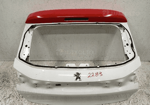 Klapa tył pokrywa bagażnika peugeot 208 ii 2019-
