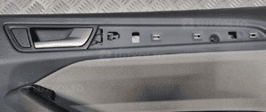 Audi Q5 8R boczek drzwi prawy przód przedni 8
