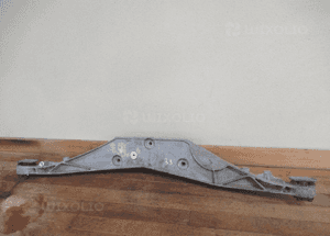 BELKA PODPORA MOSTU BMW X1 F48 6852896-04 3