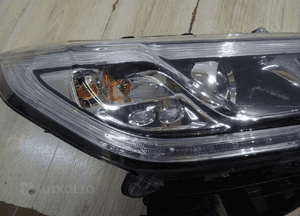 Honda cr-v v lift 2014- lampa przód przednia prawa xenon europa W2582 14