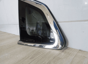 NISSAN QASHQAI II J11 Szyba karoserii tył lewa 833134EA0A 3