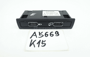 GNIAZDO USB HUB MERCEDES W156 W176 W117 1