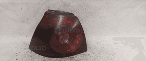 Tyl tylna lampa lewa volkswagen golf 5 ciemna 1