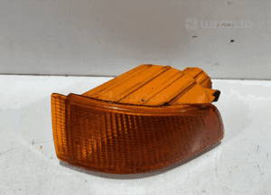 FORD ESCORT RS2000 Kierunkowskaz Prawy - 16052 2