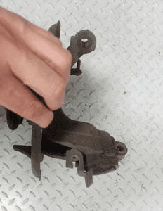 Skoda Octavia golf lift II 1.6 1.4 zwrotnica prawa 2