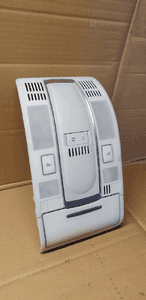 Lampka oświetlenie kabiny podsufitki Audi A6 C6 4F0947135N 4