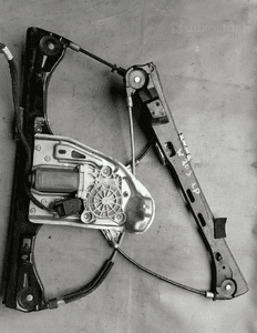 Podnośnik szyby lewy przód Mercedes C Klasa W203 00-07r 2037202346 1