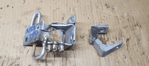 Zawias zawiasy drzwi prawy przód para Audi A8 D3 4E0831412A 1