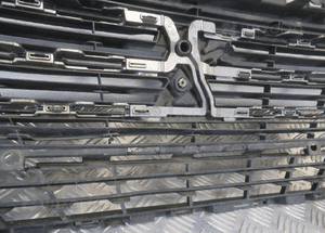 GRILL GRIL ATRAPA PEUGEOT 5008 II 2017-2021 rok 16
