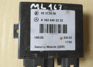 Mercedes ml 163 sterownik alarmu 1635452232 / sterownik reduktora 1635450132 2