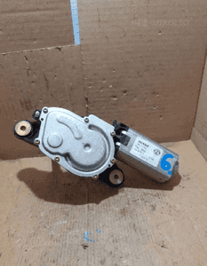 SILNICZEK WYCIERACZKI TYLNEJ FIAT PUNTO II LIFT HB 1