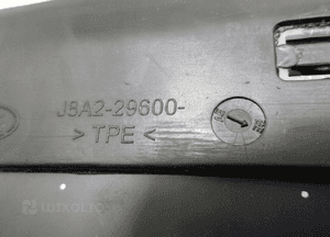 Land range rover velar L560 szyba karoseryjna tył 8