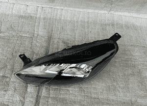 Ford Fiesta mk8 ST półled lampa 2