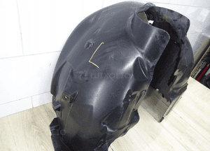 Nadkole lewy przód mercedes gla W156 A1566907300 3