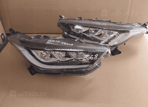 Lampa przód przednia full led prawa lewa toyota yaris iv 4 24R uk 2