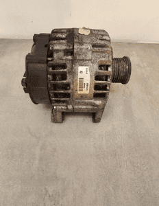 Renault trafic vivaro 2.0 dci alternator TG15C058 1