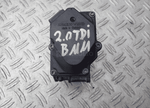 PRZEPUSTNICA VW TOURAN 2.0 TDI BMM 03G128063A 1