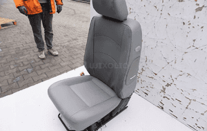 Fotel siedzenie lewy przód z poduszką volkswagen transporter T5 2