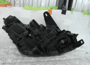 Ford e-mach full led europa idealna lampa przednia lewa 10