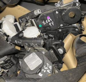 MERCEDES R 251 pasy pas bezpieczeństwa przód tył przednie tylne 2