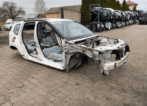 Ćwiartka podłużnica prawy przód dacia duster i 1