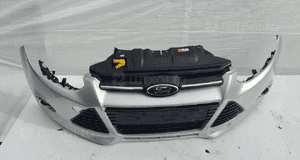 Zderzak przód przedni ford focus MK3 kompletny 1