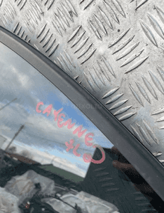 Drzwi prawy przod prawe przednie cayenne i 7L lift 2