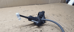 Pompka sprzęgła wysprzęglik Opel Zafira C 55579998 3