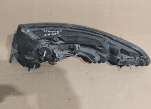 Lampa tył tylna lewa w błotnik jaguar xf X250 4