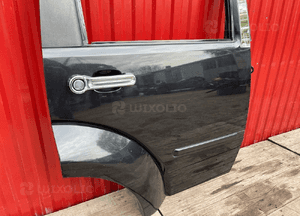Dodge nitro drzwi prawy tył oryginał ładne w kolor 7