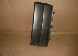 Wlot powietrza prawy przod range rover L322
