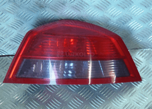 Lampa prawy tył 8200014360 renault vel satis 1