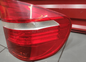Bmw X5 E70 przed lift lampa prawy tył w błotnik prawa tylna europa 3