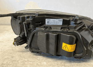 Volvo V40 1.6 D2 14- lampa lewy przód 31420009 uk 7