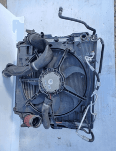 Bmw X5 E70 3.0D pas przedni chłodnice wentylator komplet 7594608 7586775 7