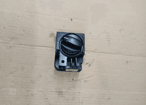 Włącznik świateł Mercedes A-Klasa W169 A1695451304 1