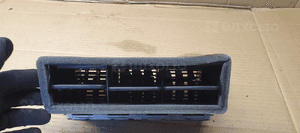Kratka nawiewu środkowa Ford Galaxy MK1 Lift 7M5819728E 5