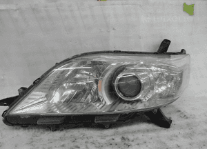 Toyota sienna oryginał lampa przednia lewa lewy przód 1