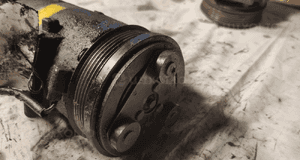 KOMPRESOR SPRĘŻARKA FORD FOCUS 2006 2.0 DIESEL WYSYŁKA! 2