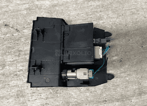 Mazda 6 iii lift 17r GML8644A1 2.0 b wejście port usb aux zapalniczka 3