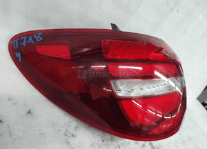 Mercedes b klasa W246 lift 246 idealna oryginał lampa tylna lewa lewy tył 2