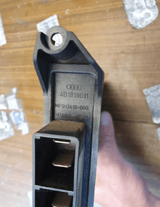 Nagrzewnica 4B1819011 Elektryczna Chlodnica Europa Audi A4 B6 B7 A6 C5 5