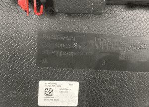 Spoiler lampa stop klapy bagażnika tył tylna nissan ES310953 3019510200 6